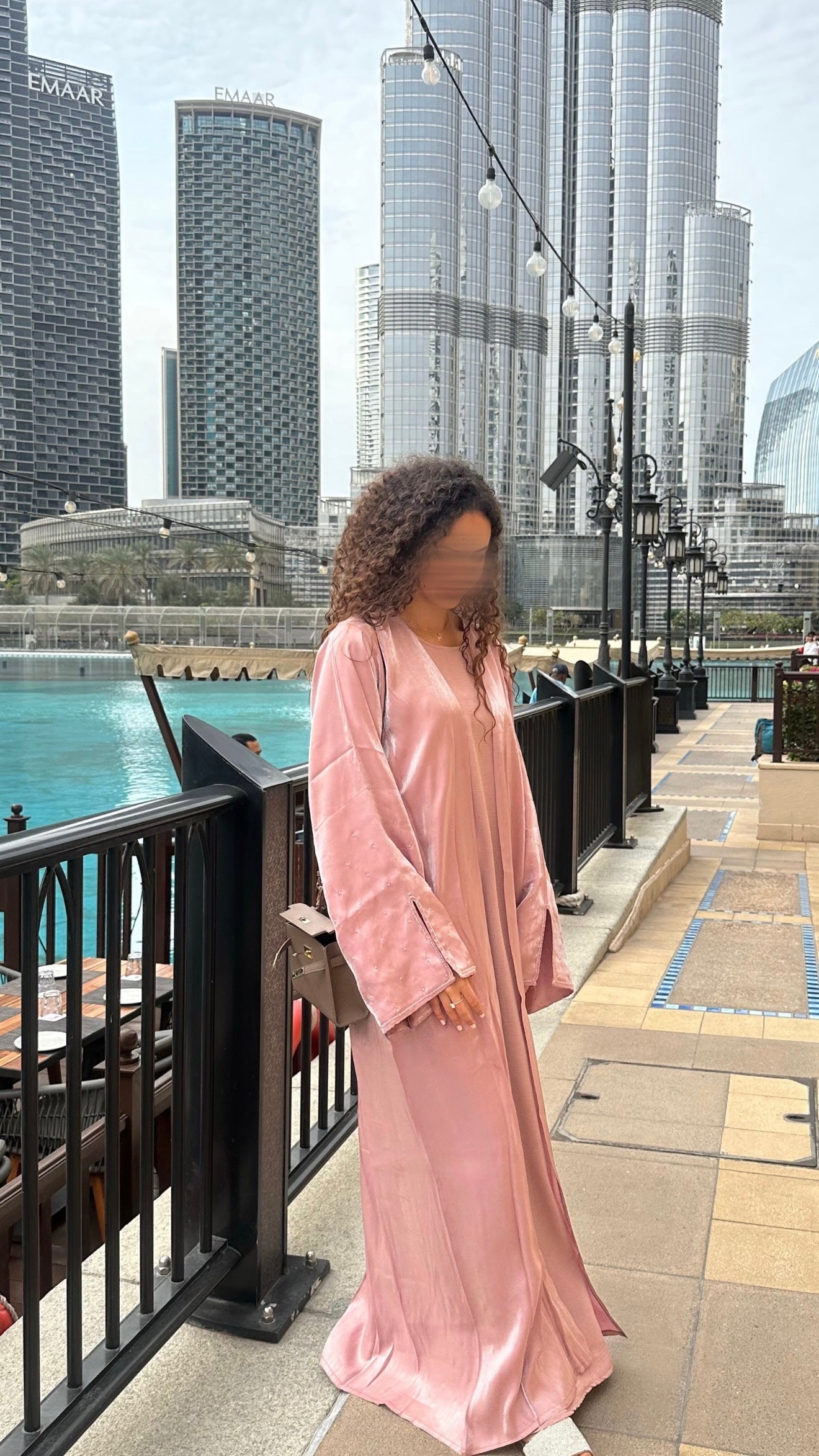 Abaya Satinée (rose)